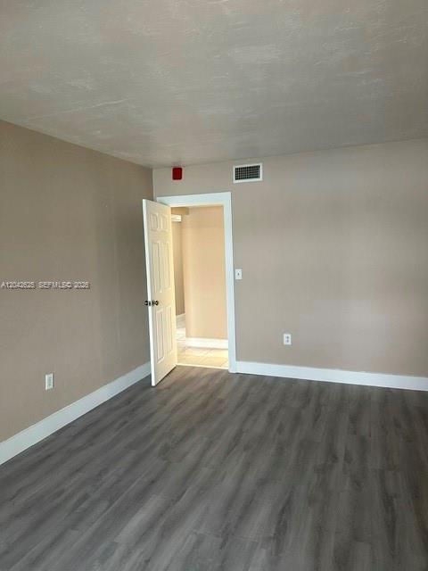 251 NE 187th St Unit 809