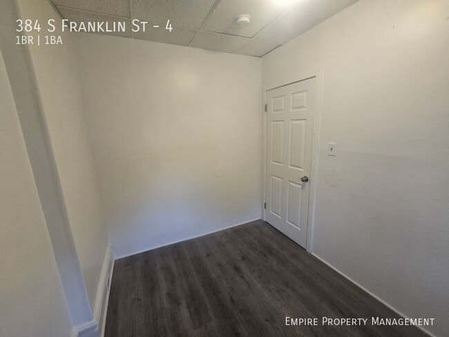 Photo - 384 S Franklin St Unit 4