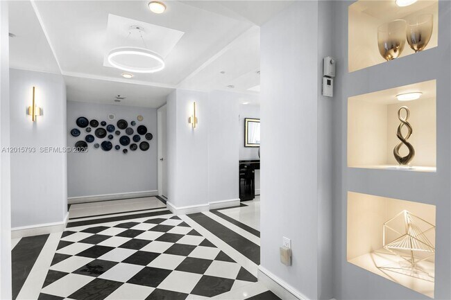Photo - 19111 Collins Ave Unit 806