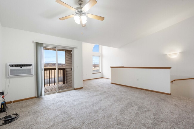 Photo - Stonefield Apartments