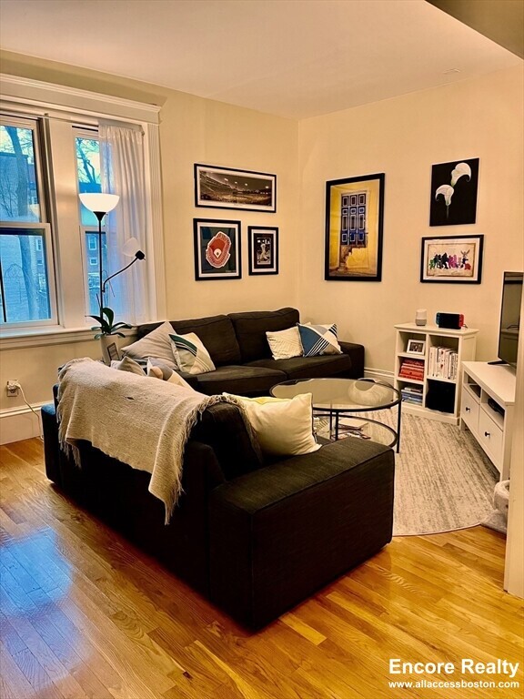 Photo - 66 Marshal St Unit 6