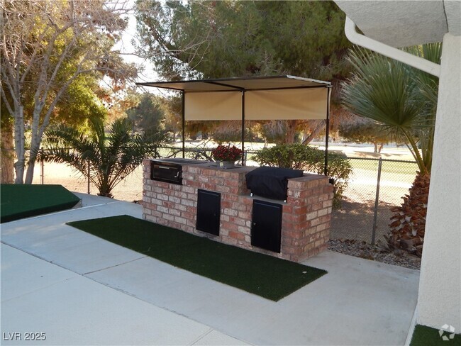 Building Photo - 3338 Zuni Cir Rental