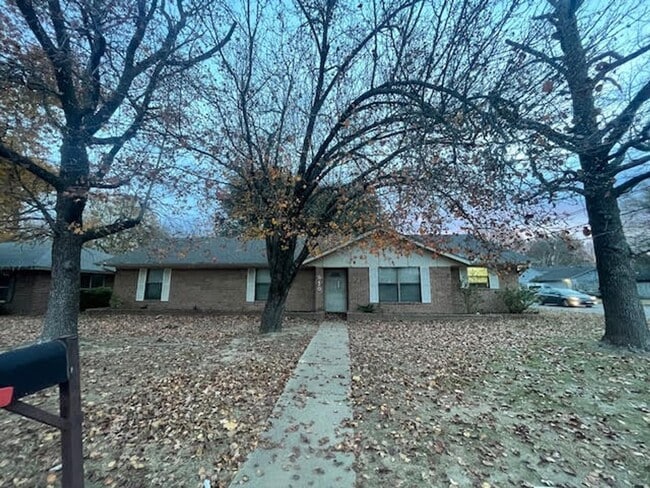 Photo - 510 32nd St NE