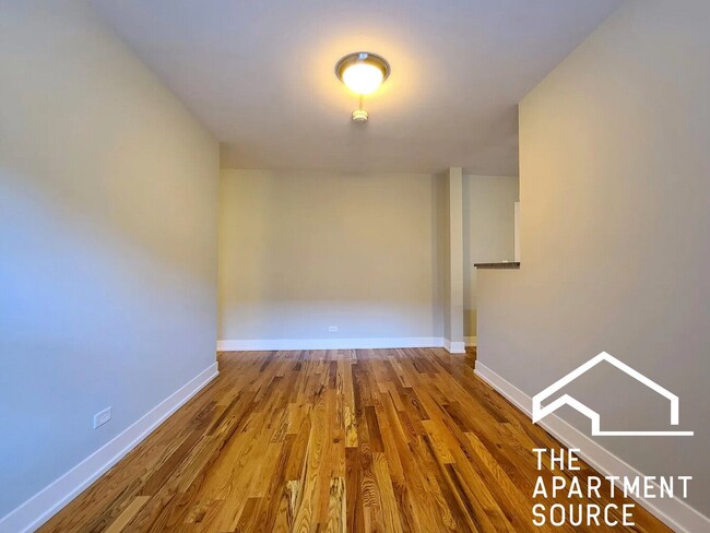 Photo - 2904 N Mildred Ave Unit J1