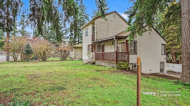 Photo - 16702 Linden Ave N