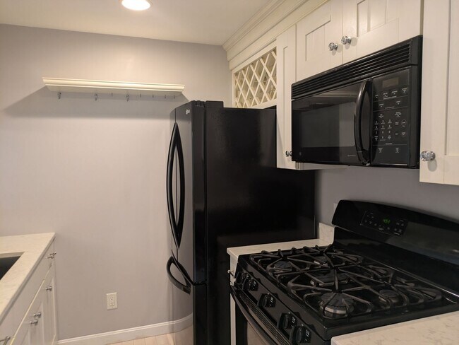 Photo - 56 Glengarry Dr