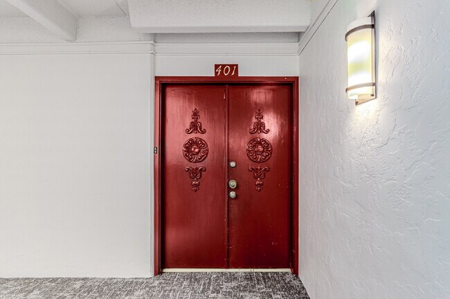 Photo - Three Bed / Two bath at the Cherry Creek P... Unidad 401