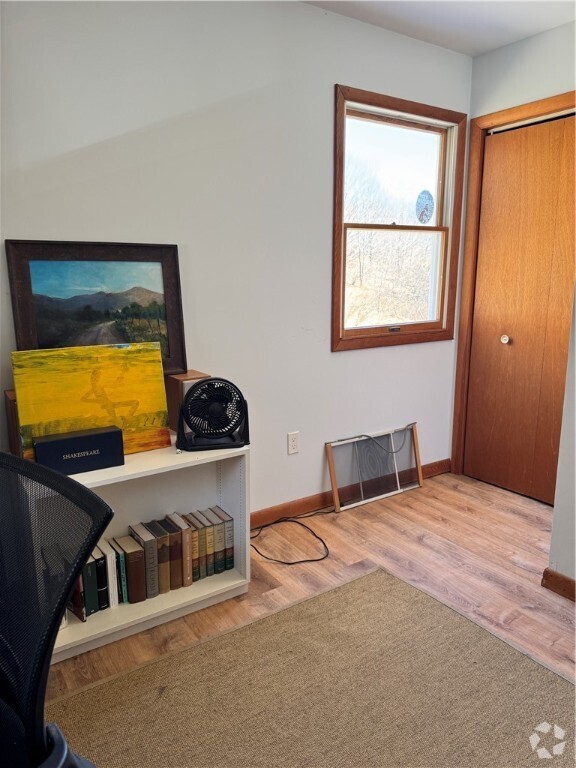 Building Photo - 228 Staab Rd Rental