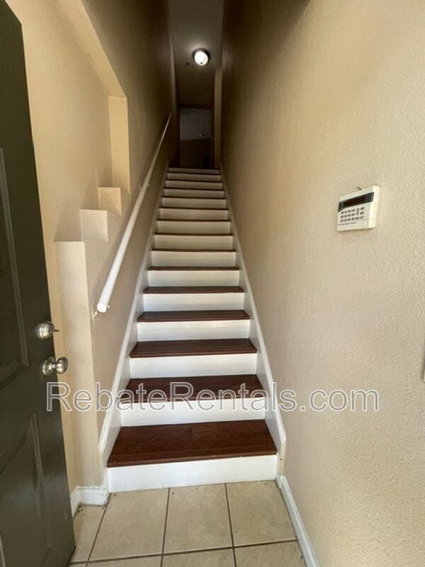 Photo - 10075 Gate Pkwy N Unit 1505