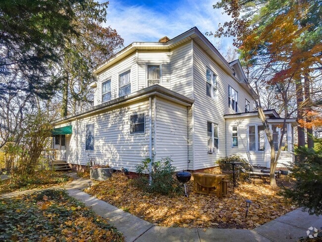 Building Photo - 42 Central Ave Unit 3 Rental