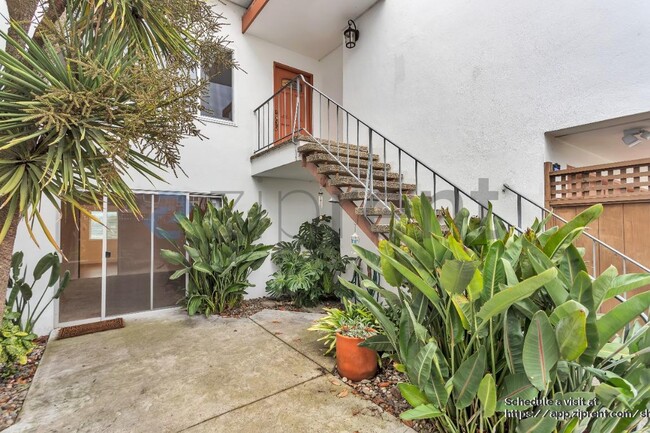 Photo - 280 Prague St