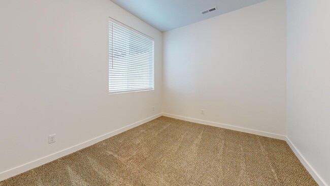 Photo - 1141 W 300 S St