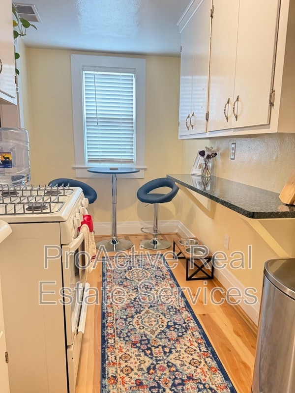 Photo - 3701 Colonial Ave