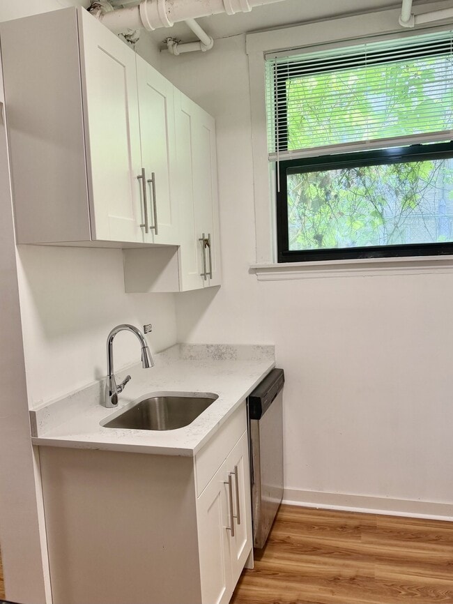 Photo - 1350 W Hood Ave Unit G