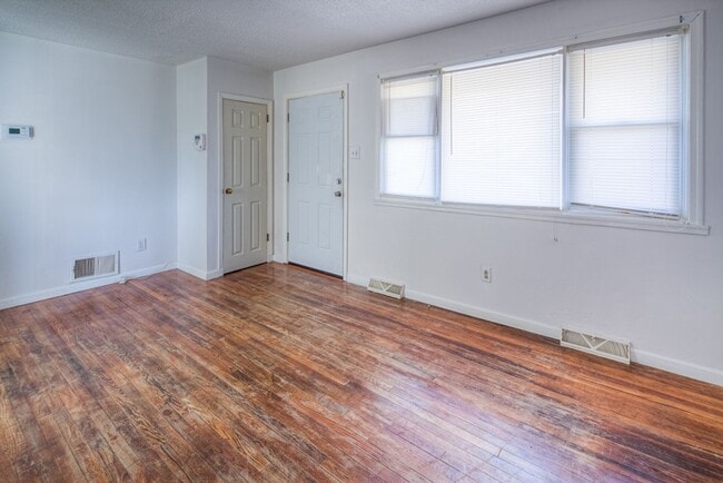 203 Sycamore Rd