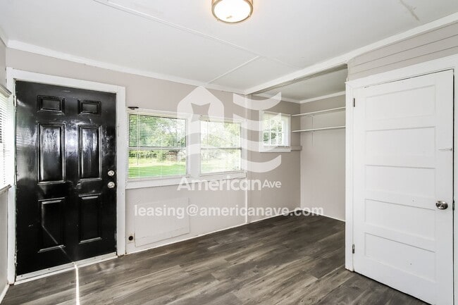 Photo - 2017 Kennedy Dr