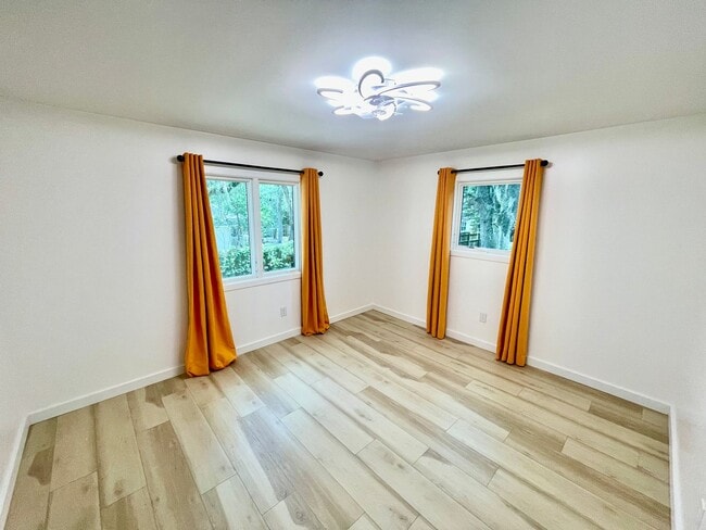Photo - 724 N.14th St