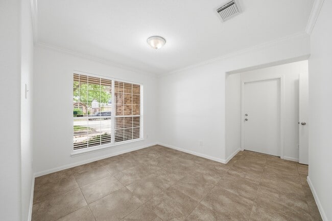 Photo - 32334 Summer Park Ln
