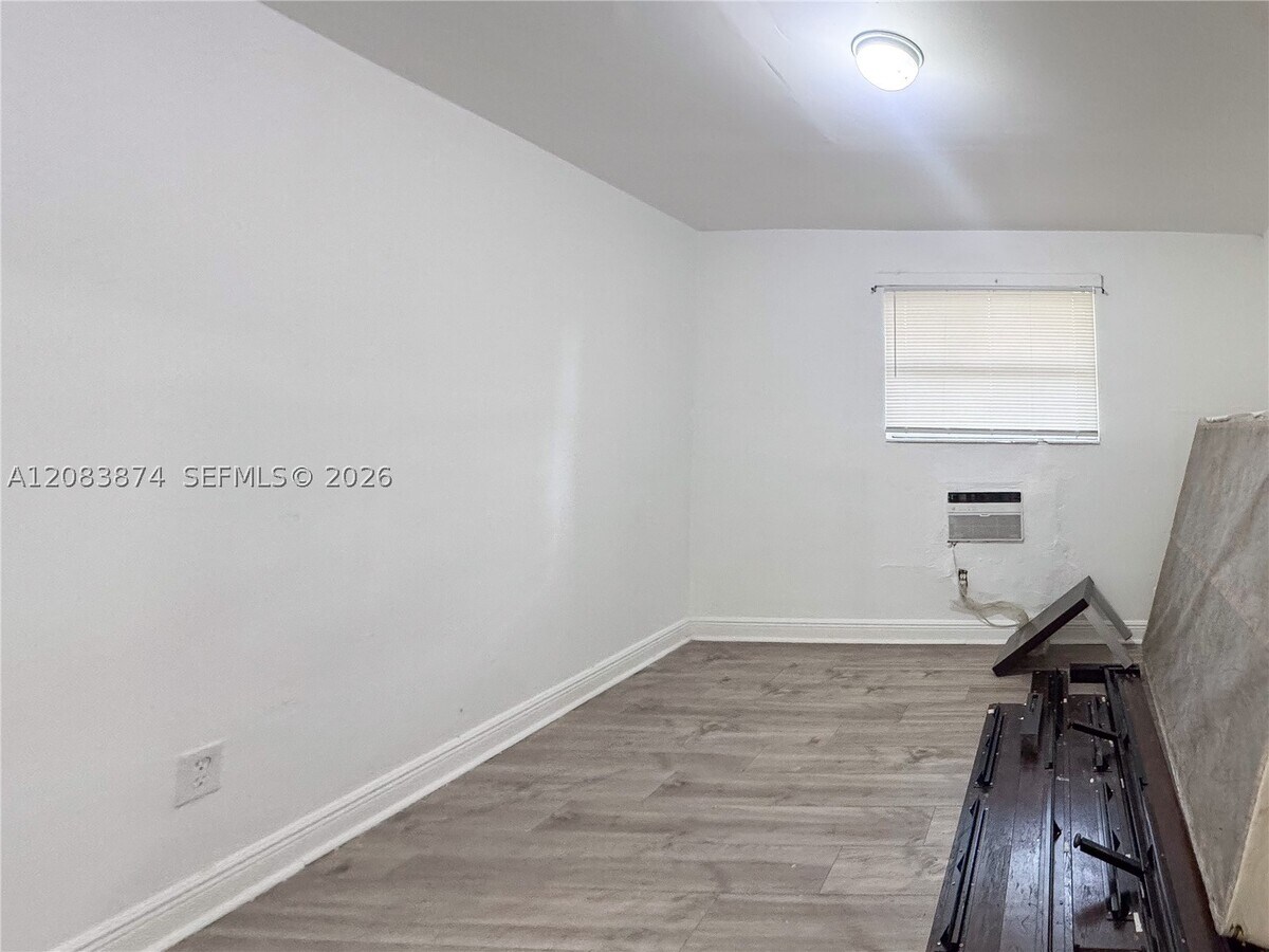 Photo - 519 NW 23rd Ave