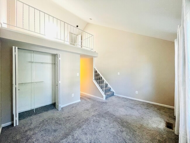 Photo - 9516 Dunbrook Ct