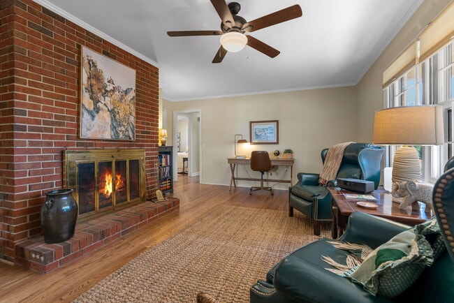 5 Coleman Park Cir