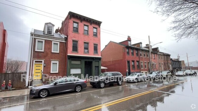 Building Photo - 421 E Carson St Unit 2 Rental