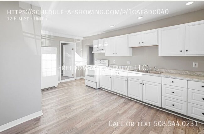 Building Photo - 12 Elm St Unit 7