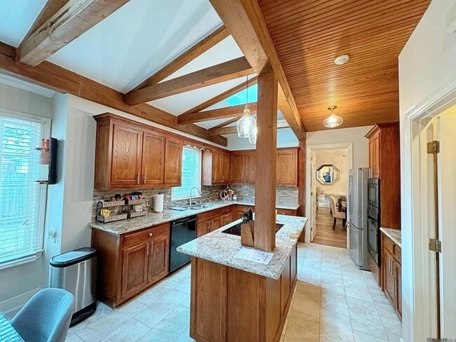 Photo - 11831 Thornberry Ln