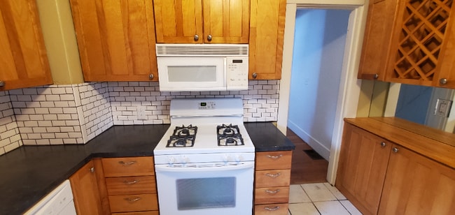 Photo - 4703 Fremont Ave N