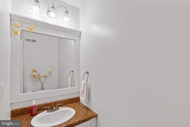 Photo - 10267 Green Holly Terrace
