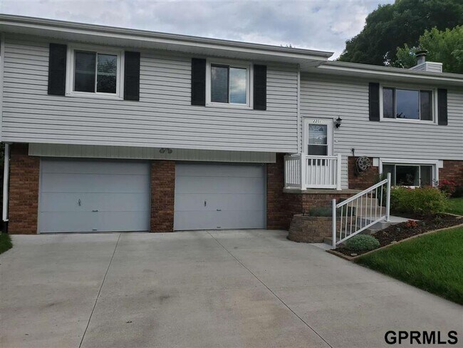 Photo - Home For Rent Bellevue.