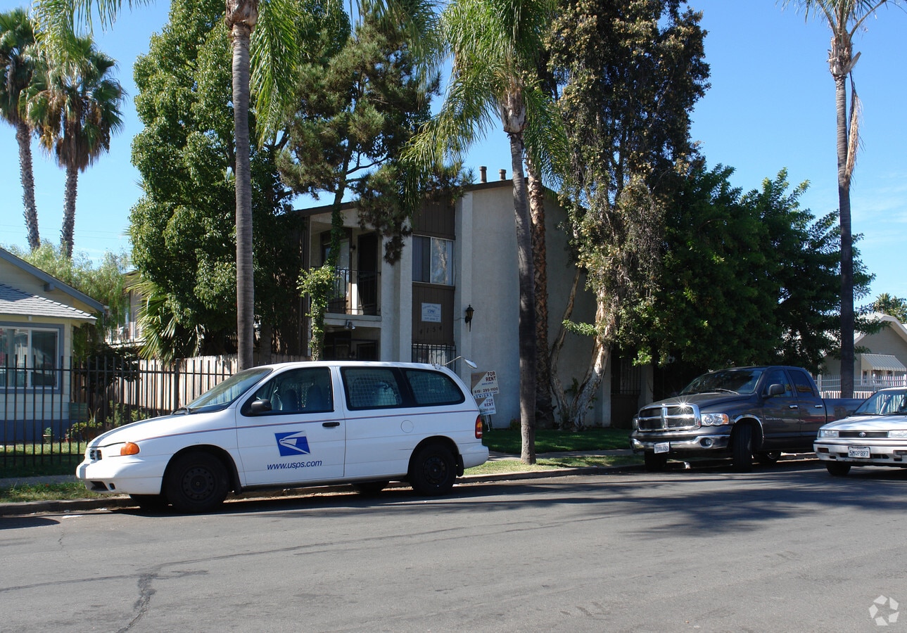 Photo - 4154 46th St Apartments
