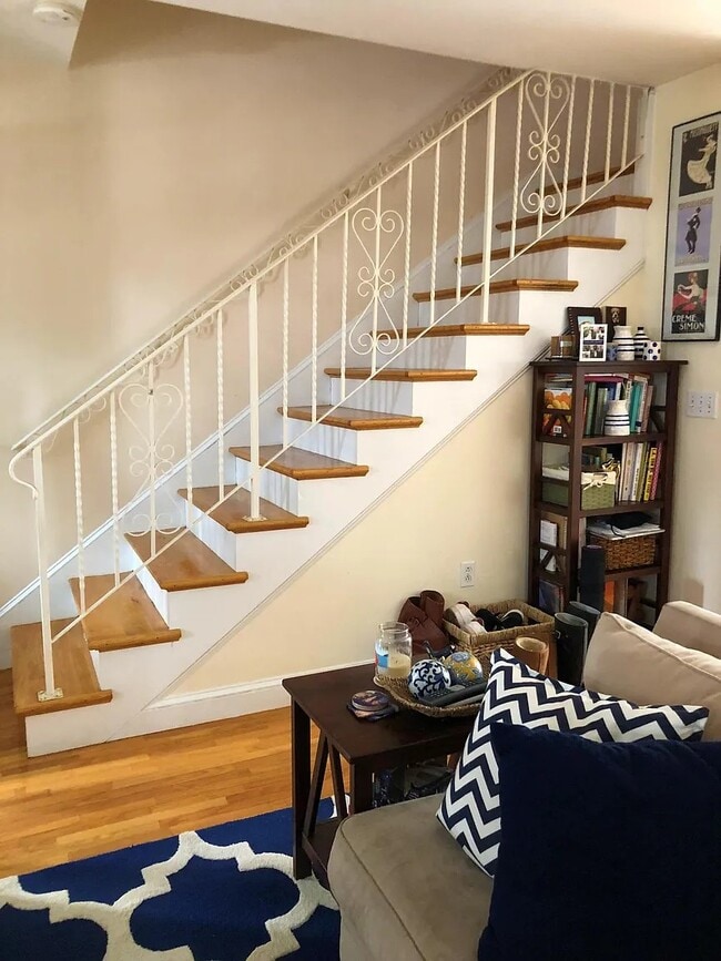 Photo - 2 Church Ave