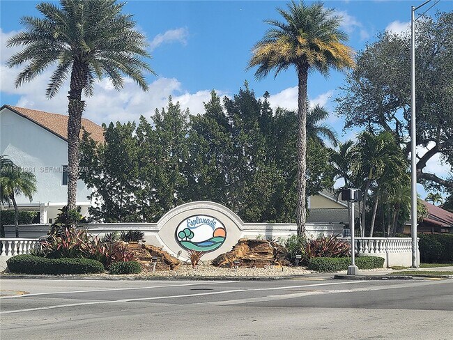 Photo - 7928 NW 190th Ln