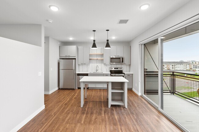 Photo - Uptown & Main