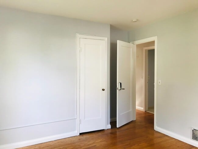 Photo - HOUSE CLOSE TO EVRYTHING YOU NEED.THIS HOME IS A MUST SEE!!!