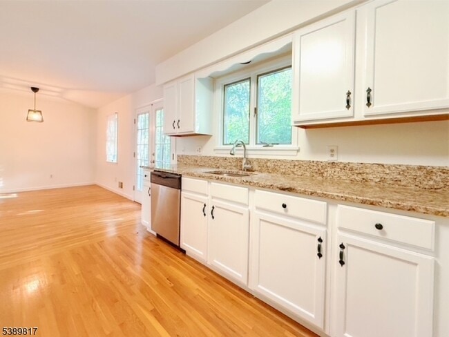 6 Magnolia Ct Unit 8B