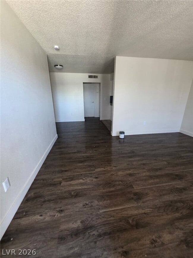 Photo - 1121 E Desert Inn Rd Unit 7