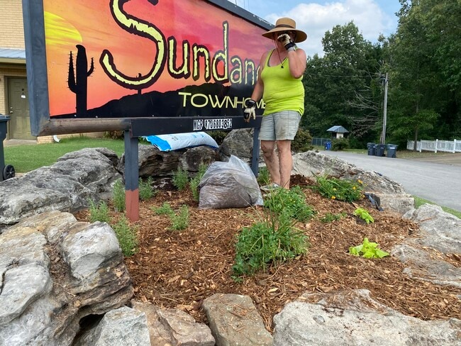 Photo - 1901 Cedar Heights Dr