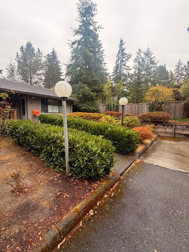 1406 Bellevue Way NE Unit 2