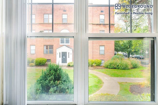 Photo - 264 Harvard St Unit FL1-ID1275