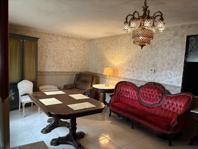 Sala de estar - 752 E 88th St