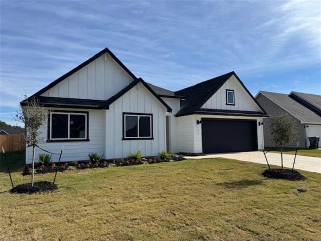 Building Photo - 709 Tranquility Ln