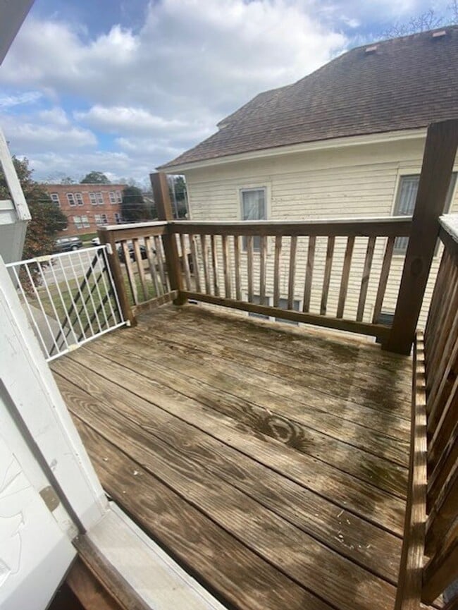 Photo - 1 bedroom North Shore home available NOW!