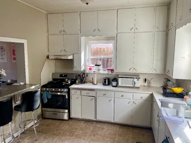 Photo - 312 Center St