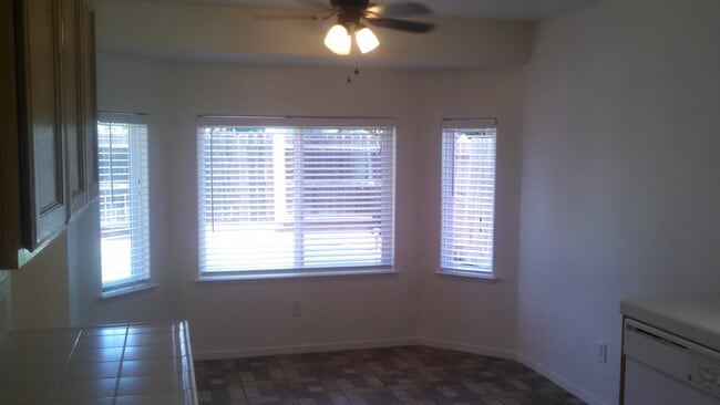 Photo - Beautiful home located in a court!