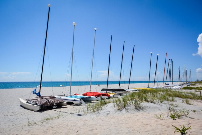 Photo - 250 S Ocean Blvd Unit 272