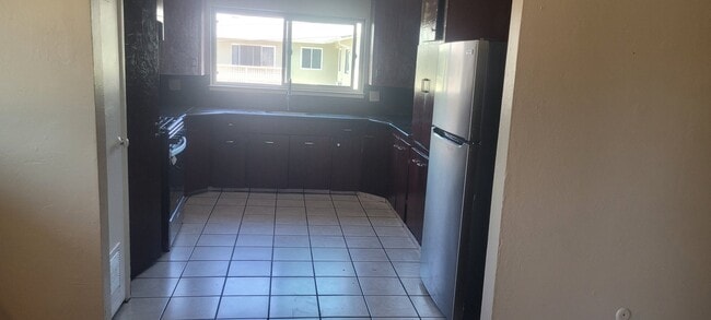 1852 Robin Ln Unit 4
