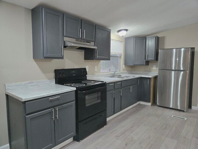 Photo - 8604 Superior Dr