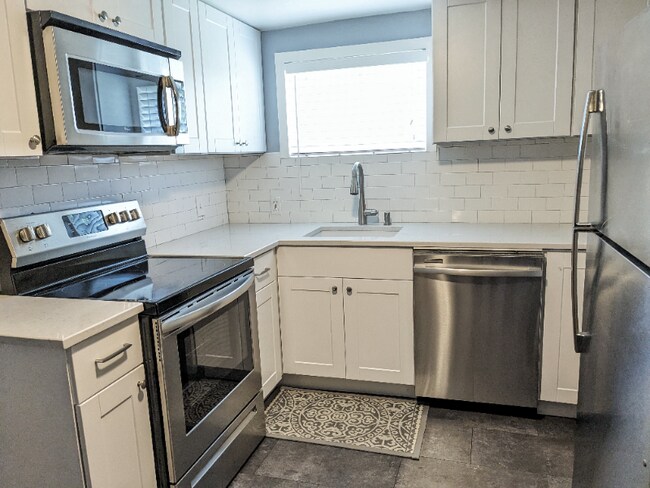 Photo - 3495 Ames St